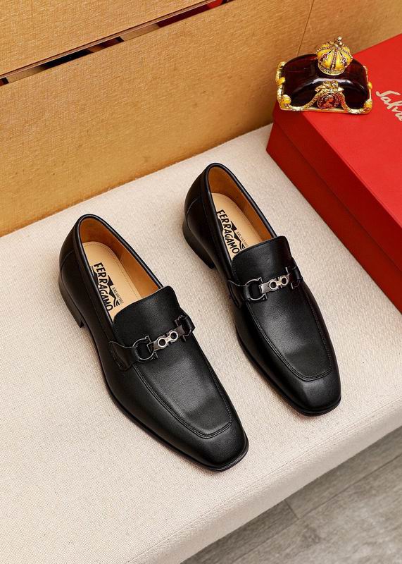 Ferragamo sz38-44 hnq1225